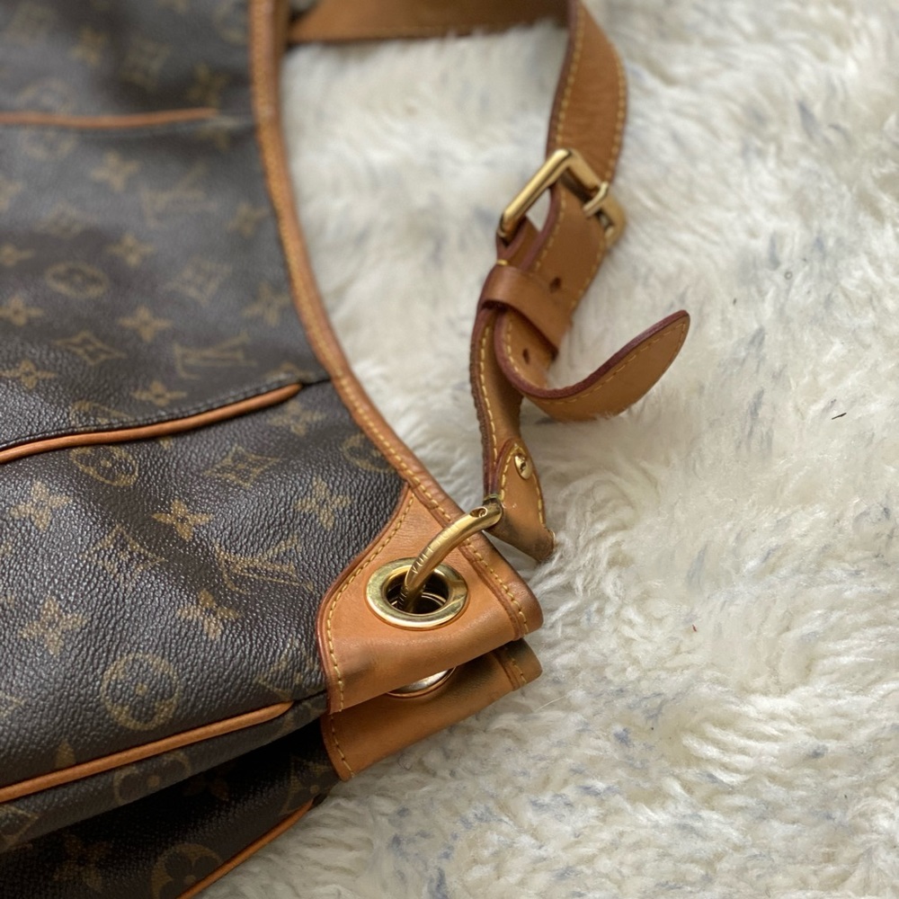 Authentic Louis Vuitton Galliera PM Used authentic - Picture 6 of 15